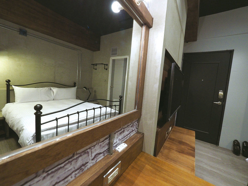 Loft Hostel Fengjia Taichung Exterior foto