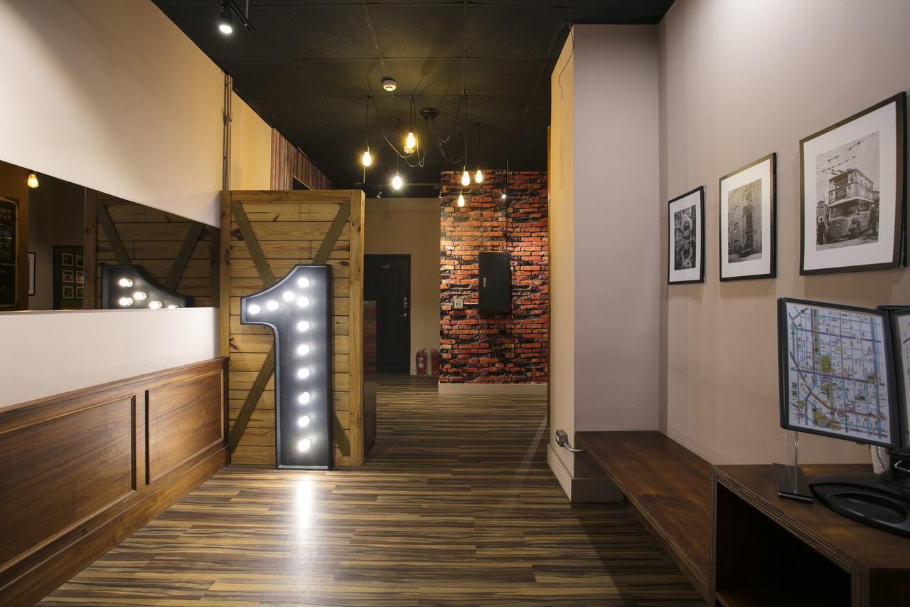 Loft Hostel Fengjia Taichung Exterior foto