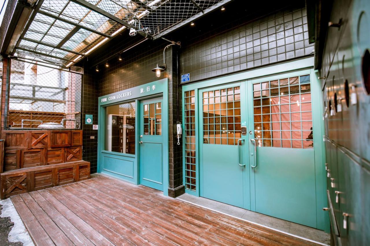 Loft Hostel Fengjia Taichung Exterior foto